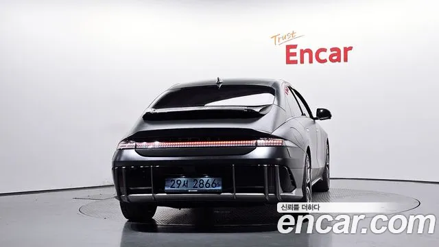 Hyundai Ioniq6 Long Range AWD — Фото автомобиля 4