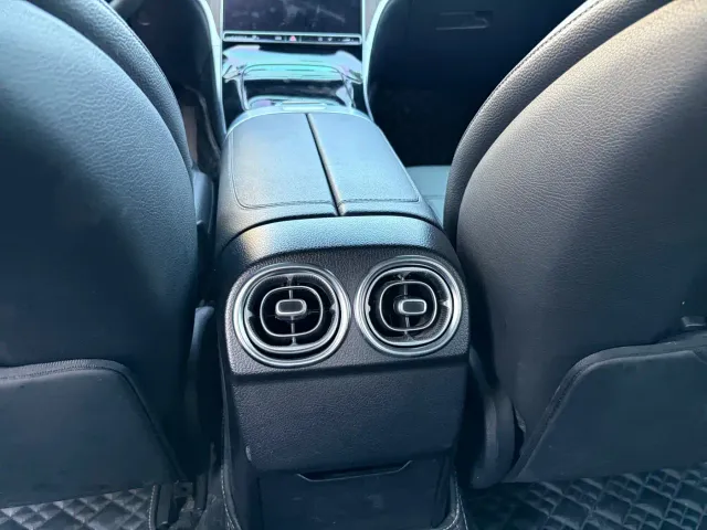 Mercedes-Benz C-Class — Фото автомобиля 13