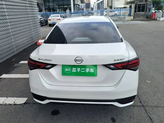 Nissan Sylphy — Фото автомобиля 5