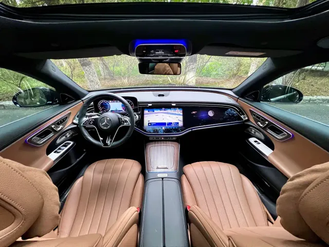 Mercedes-Benz E-Class — Фото автомобиля 26