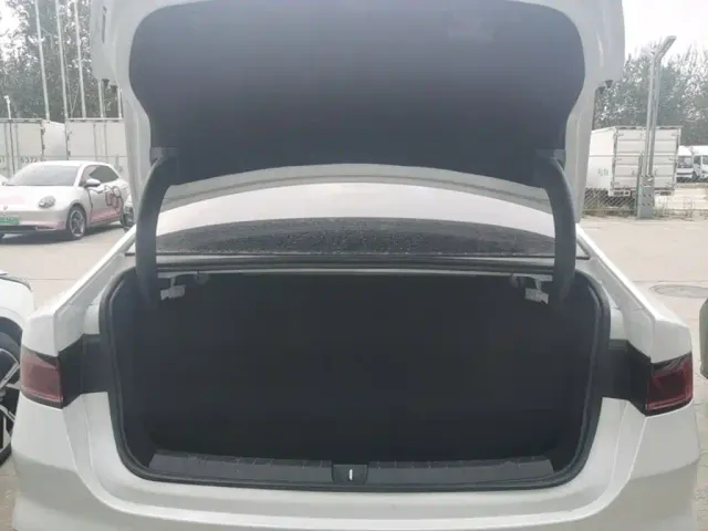 BYD Qin PLUS — Фото автомобиля 18