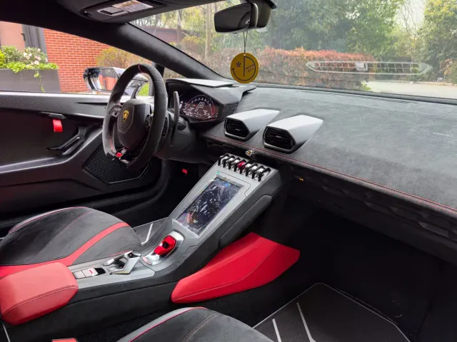 Lamborghini Huracan — Фото автомобиля 18