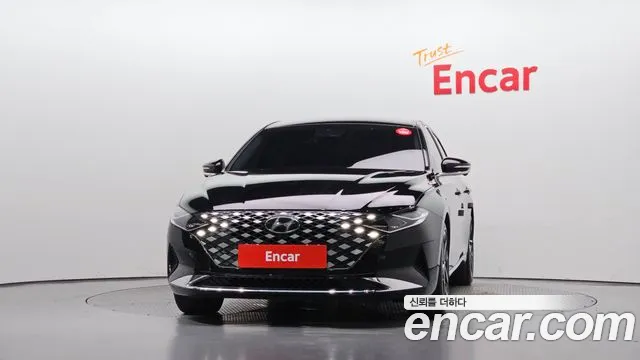Hyundai Grandeur Grandeur (New) — Фото автомобиля 3