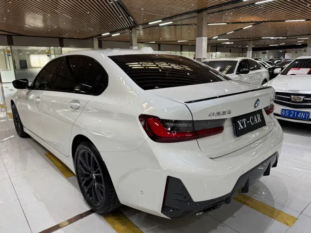 BMW 3 Series — Фото автомобиля 12