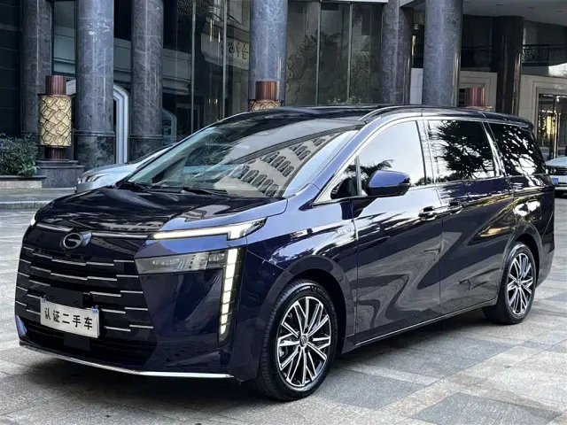 GAC Trumpchi E8 — Фото автомобиля 4