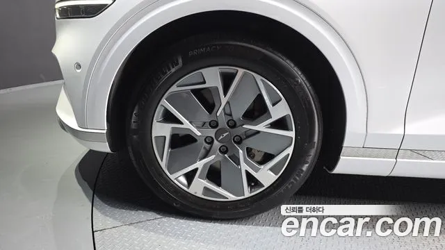 Genesis GV70 Electrified — Фото автомобиля 5