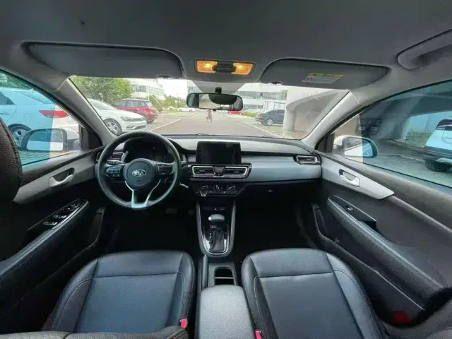Kia Forte — Фото автомобиля 9