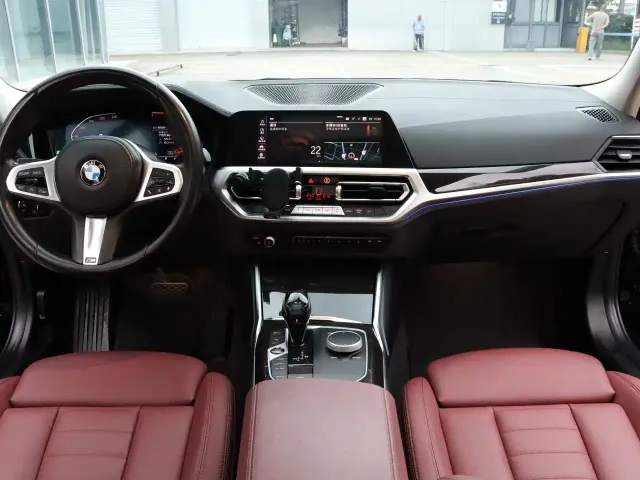 BMW 3 Series — Фото автомобиля 6