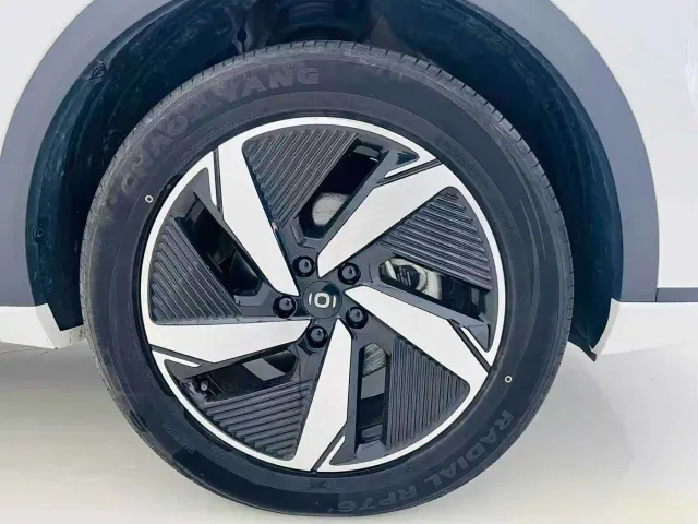 Changan Qiyuan Q05 — Фото автомобиля 17