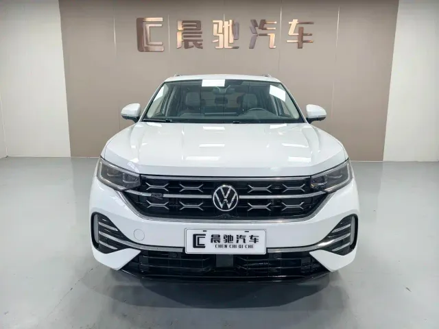 Volkswagen Tayron — Фото автомобиля 2