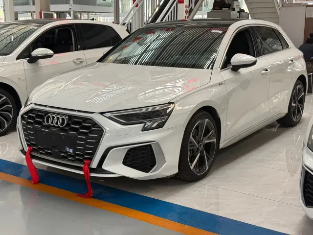 Фотография автомобиля — Audi A3