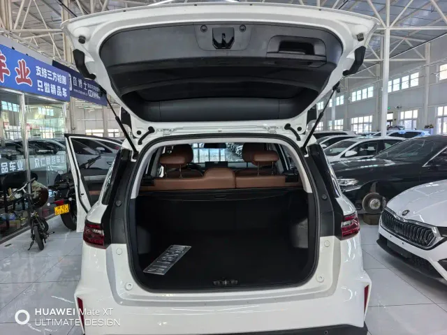 Geely Vision X6 — Фото автомобиля 10