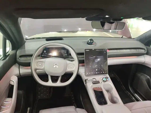 Nio EC6 — Фото автомобиля 9
