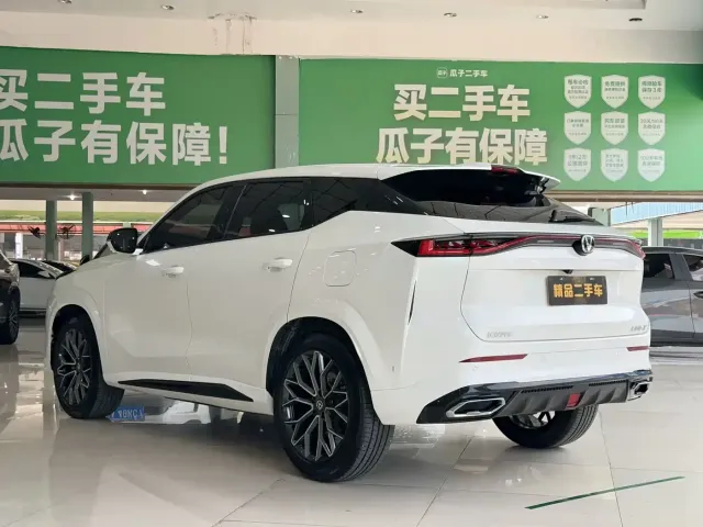 Changan Changan UNI-Z New Energy 2024 Blue Whale Smart Electric iDD 125km Excellence Model — Фото автомобиля 4