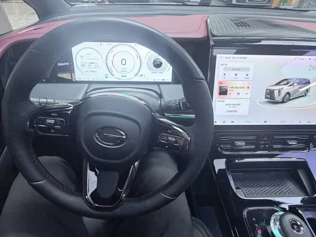 GAC Trumpchi E9 — Фото автомобиля 16