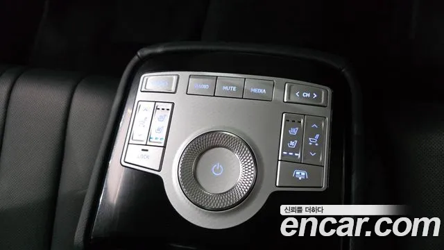 Genesis G80 Бензин 2.5 турбо AWD — Фото автомобиля 7