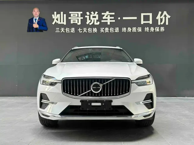 Volvo XC60 — Фото автомобиля 10
