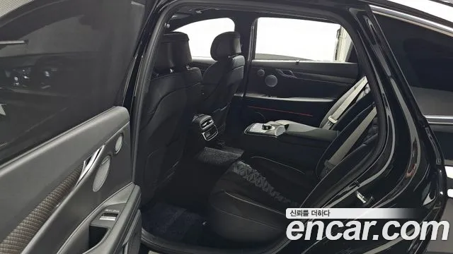 Genesis G80 RG3 — Фото автомобиля 18