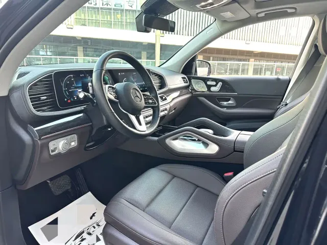 Mercedes-Benz GLE-Class — Фото автомобиля 4