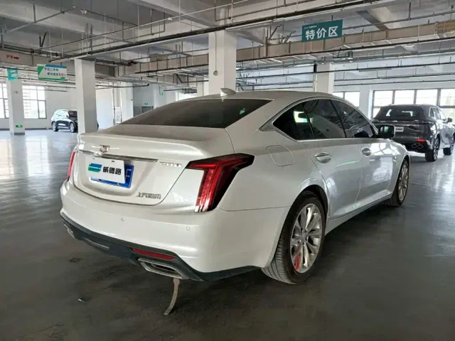 Cadillac CT5 — Фото автомобиля 6
