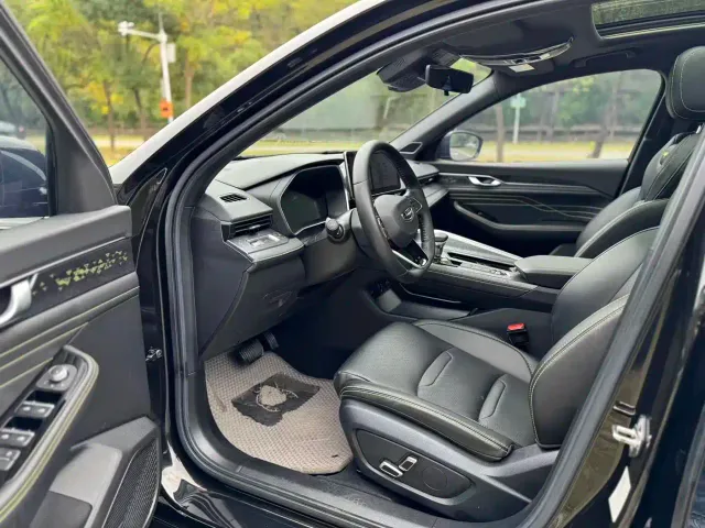 Geely Xingrui — Фото автомобиля 4