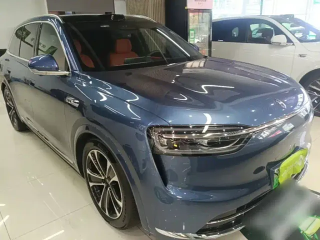 Aito M7 — Фото автомобиля 3