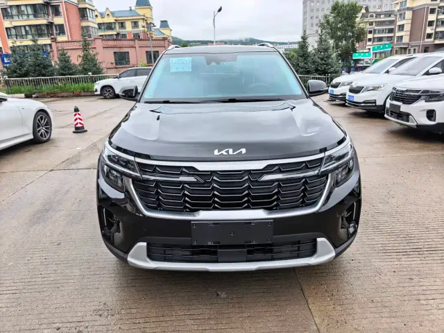 Kia Seltos — Фото автомобиля 2