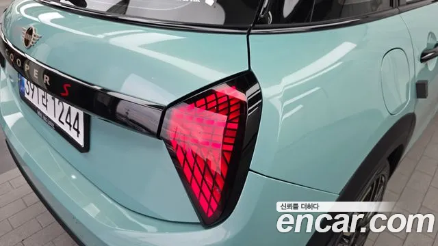 Mini Cooper — Фото автомобиля 20