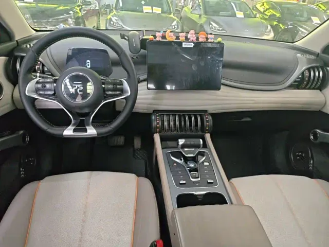 BYD Yuan PLUS — Фото автомобиля 9