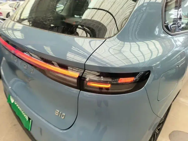 Leapmotor B10 — Фото автомобиля 7