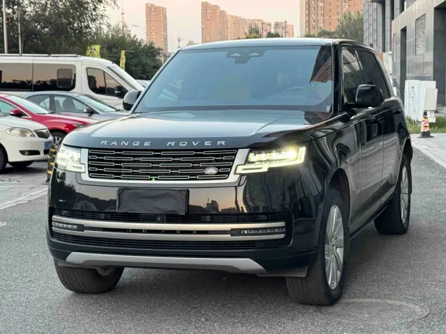 Land Rover Range Rover — Фото автомобиля 3