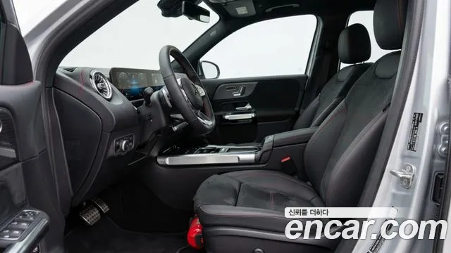 Mercedes-Benz EQB — Фото автомобиля 10