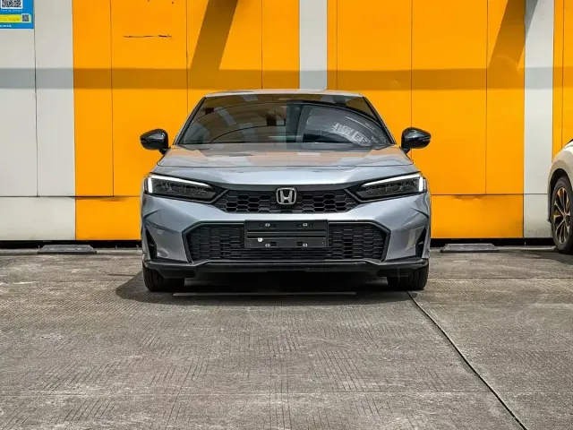 Honda Civic — Фото автомобиля 2