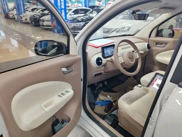 Wuling Hongguang Mini EV — Фото автомобиля 15