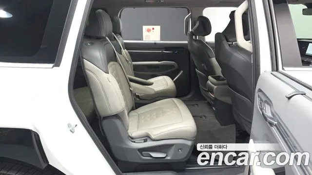 Kia EV9 — Фото автомобиля 18