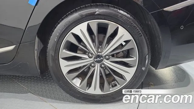Kia K8 Noblesse — Фото автомобиля 16