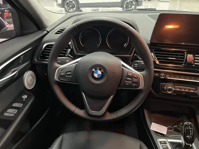 BMW 1 Series — Фото автомобиля 14