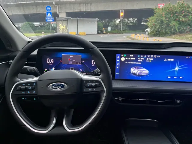 Ford Mondeo — Фото автомобиля 14