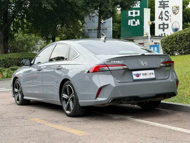Honda Inspire — Фото автомобиля 4