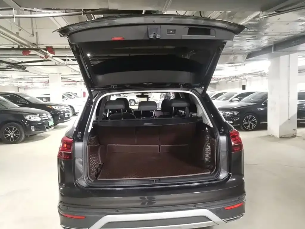 Volkswagen Tayron 2022 280TSI 2WD Luxury Smart Connect Edition — Фото автомобиля 21