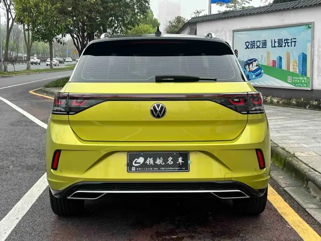 Volkswagen T-Roc — Фото автомобиля 5