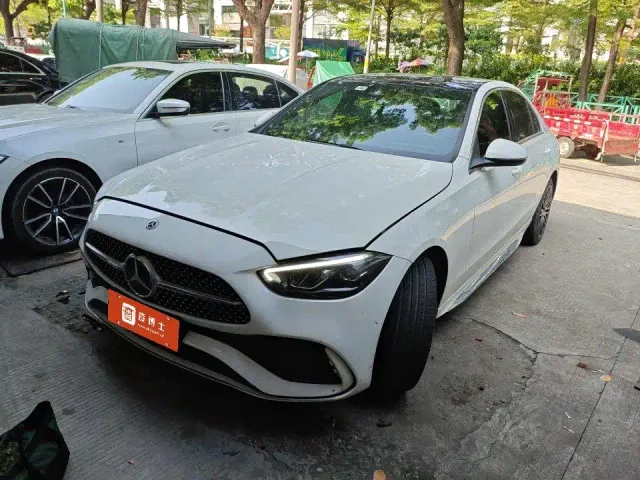 Mercedes-Benz C-Class — Фото автомобиля 2