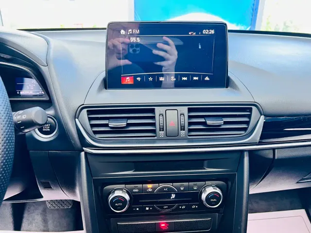 Mazda CX-4 — Фото автомобиля 11