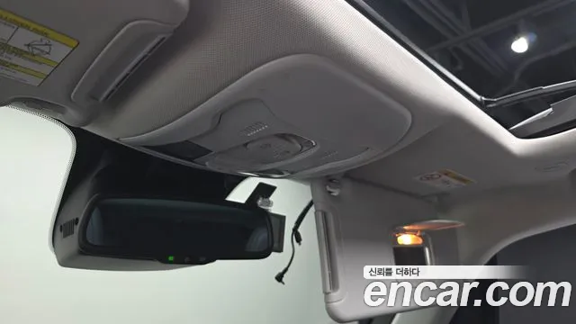 Jeep Renegade — Фото автомобиля 16