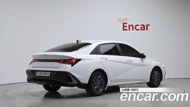 Hyundai Avante CN7 — Фото автомобиля 2