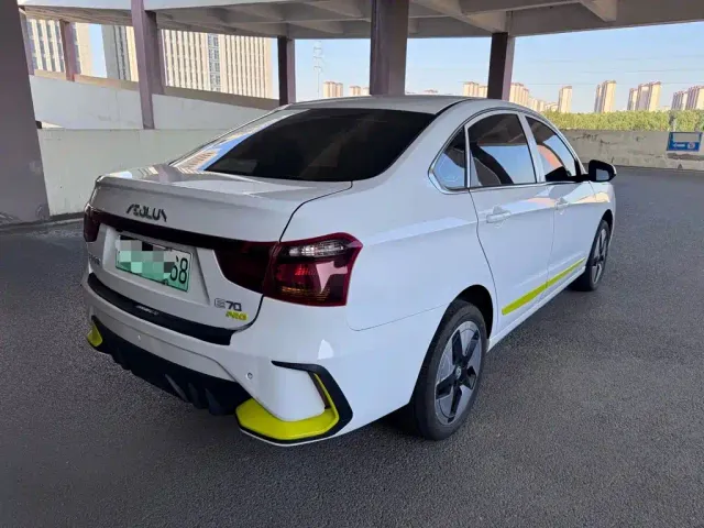 Dongfeng Aeolus Dongfeng Fengshen E70 2023 PRO Changxing Edition — Фото автомобиля 9