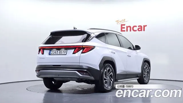 Hyundai Tucson — Фото автомобиля 2