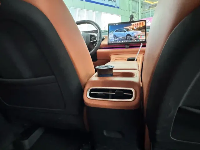 Leapmotor C10 — Фото автомобиля 18