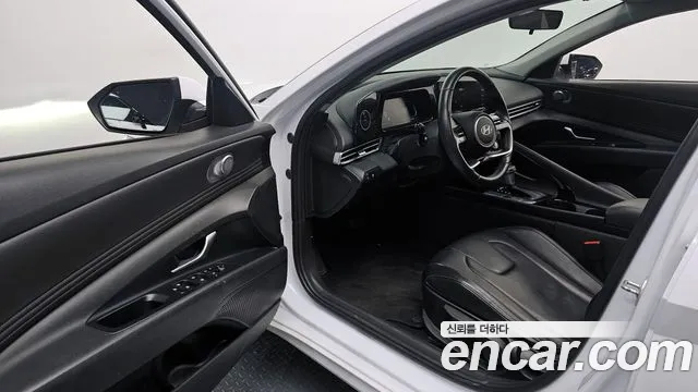 Hyundai AVANTE Новый Avante (CN7) — Фото автомобиля 11