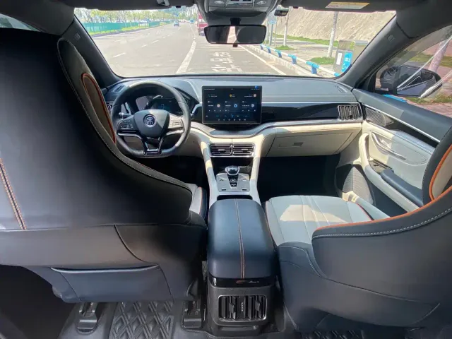 BYD Song PLUS — Фото автомобиля 5